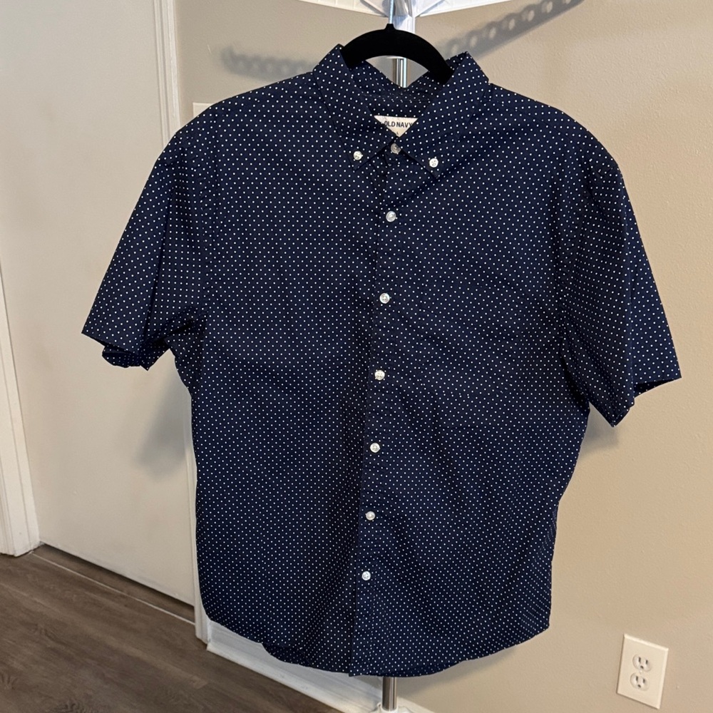 Old Navy Navy Blue Short-Sleeve Button-Down with White Micro Dots